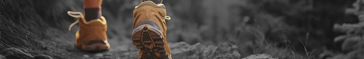 TREKKING